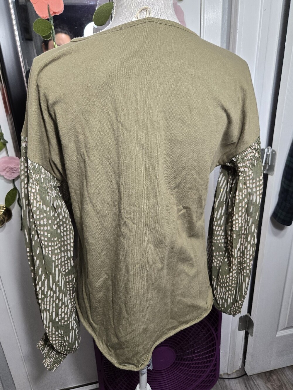 Mystree Pullover Olive Color Mixed Sleeves Sz M - Picture 7 of 10